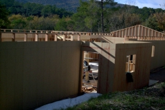 Contruction d'une maison à ossature bois avec enduit de finition et bardage douglas au THORONET dans le VAR 83 (38)